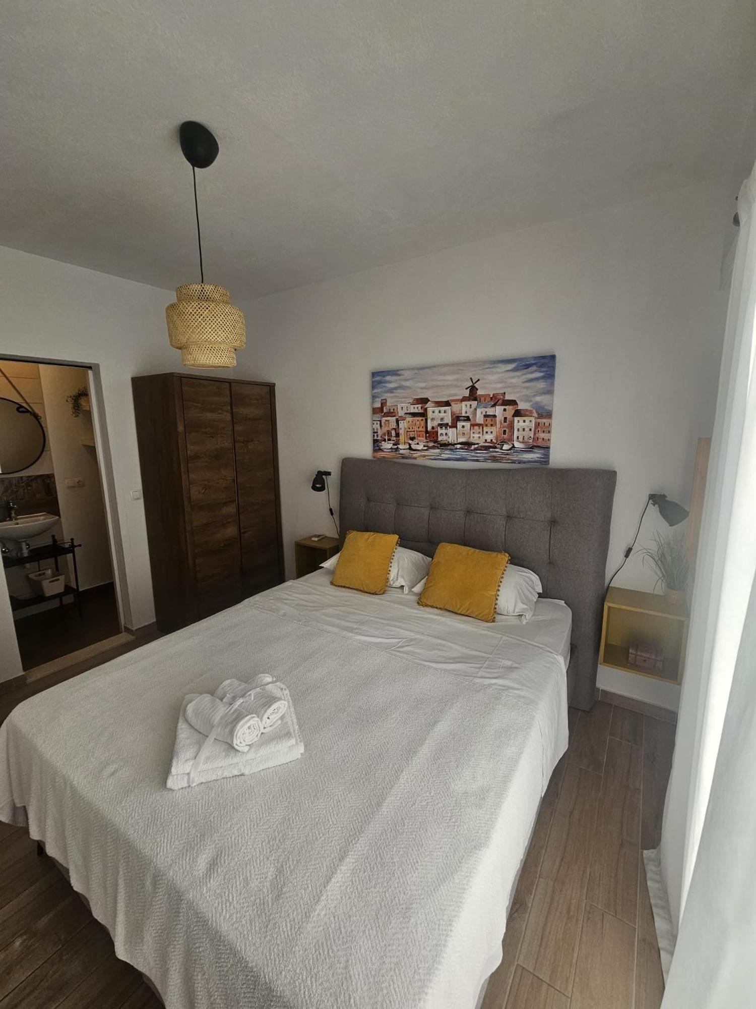 Apartment Tina Trogir Exterior foto